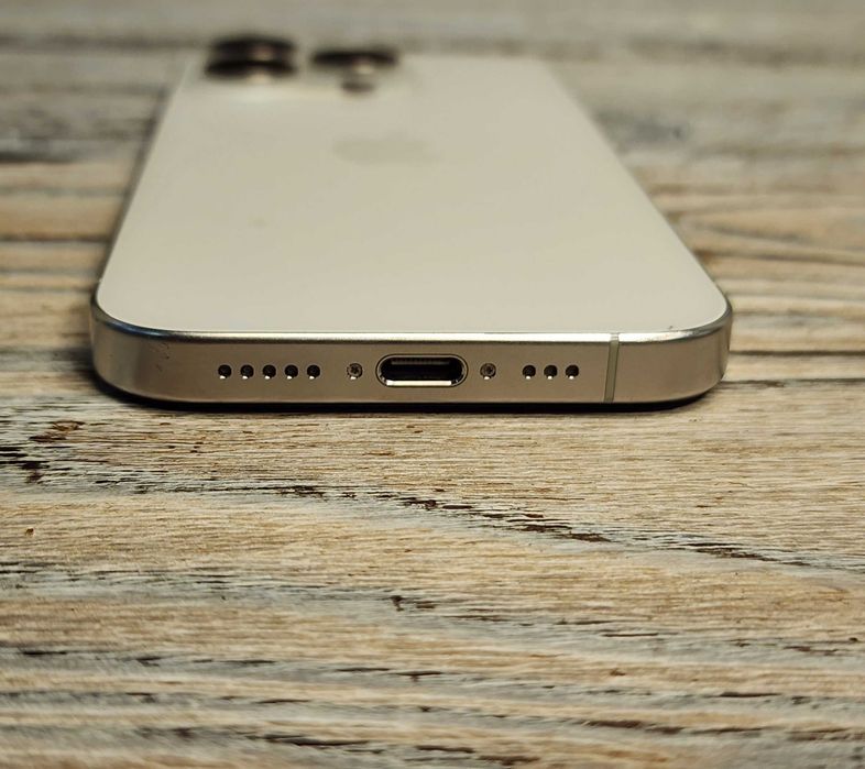 iPhone 15 Pro White 128Gb White SIM | 599$ | EmojieStore гарантия магазин