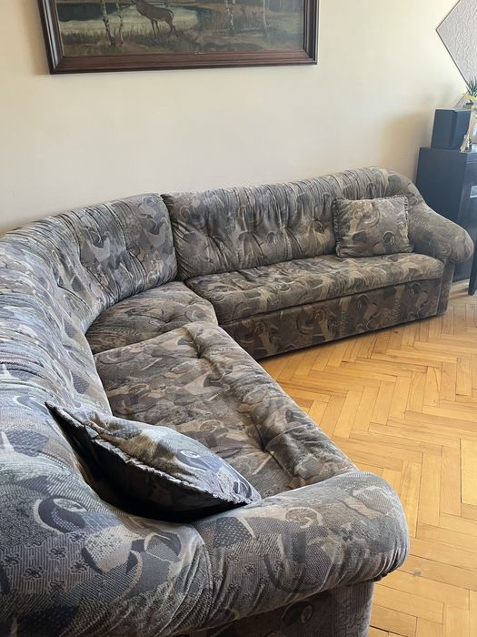 Kanapa narożna narożnik wykonany na specjalne zamówienie o bardzo solidnej drewnianej konstrukcji z 2 pojemnikami/skrzyniami na pościel sofa łóżko