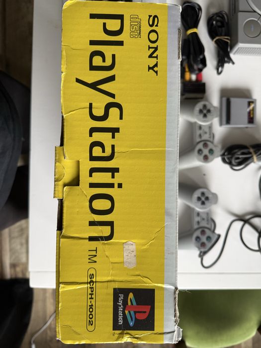 Sony Playstation 1 SCPH1002, PS1, PSX konsola Retro.