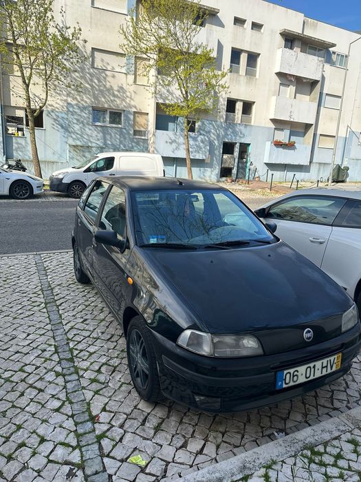 Carro punto 97 , pegou andou
