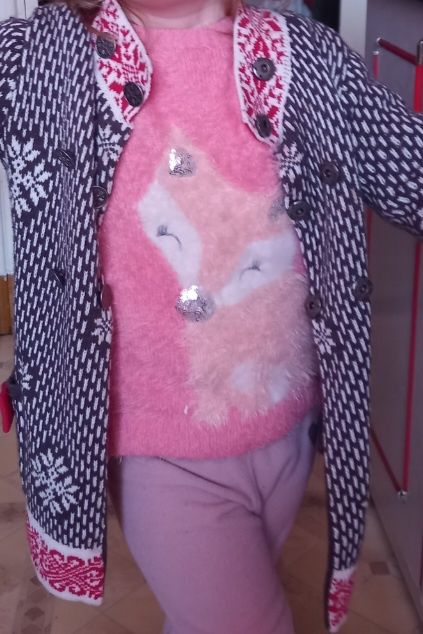 Przesliczny sweterek/ kardigan dziewczecy 110 (do 116)