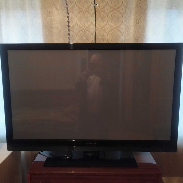 Телевизор Bravis 51" диагональ