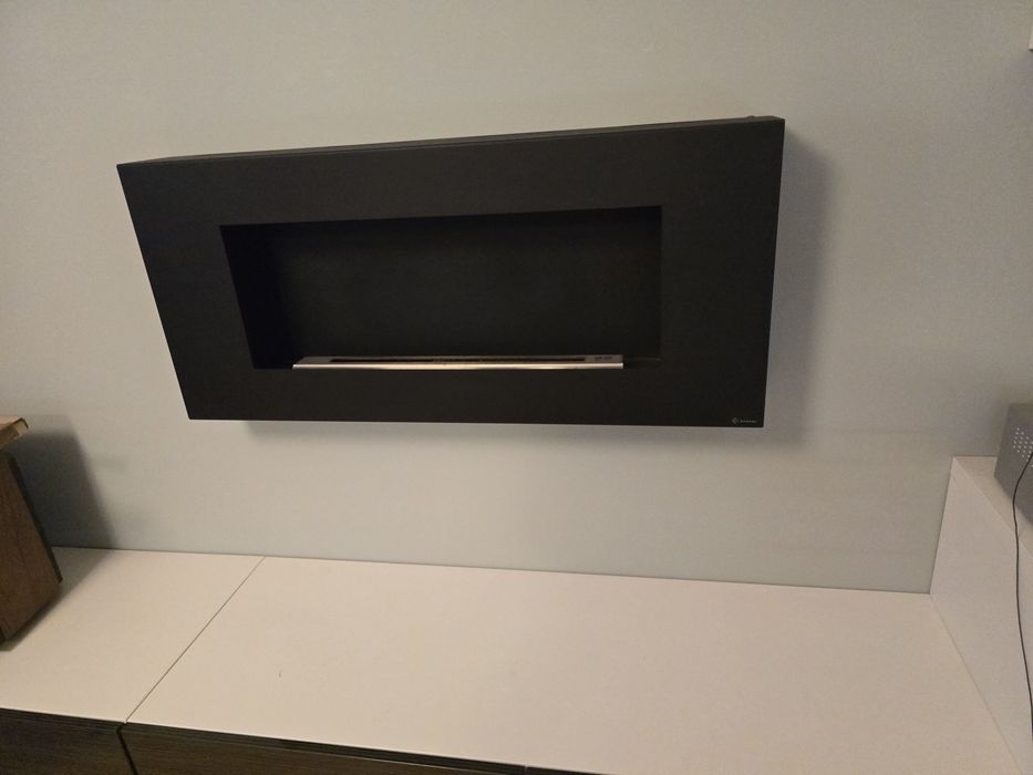 Biokominek wiszący Kratki