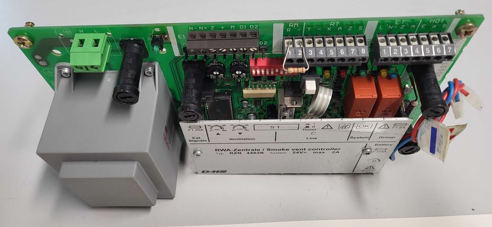 RZN 4402-K Painel de controlo de fumo