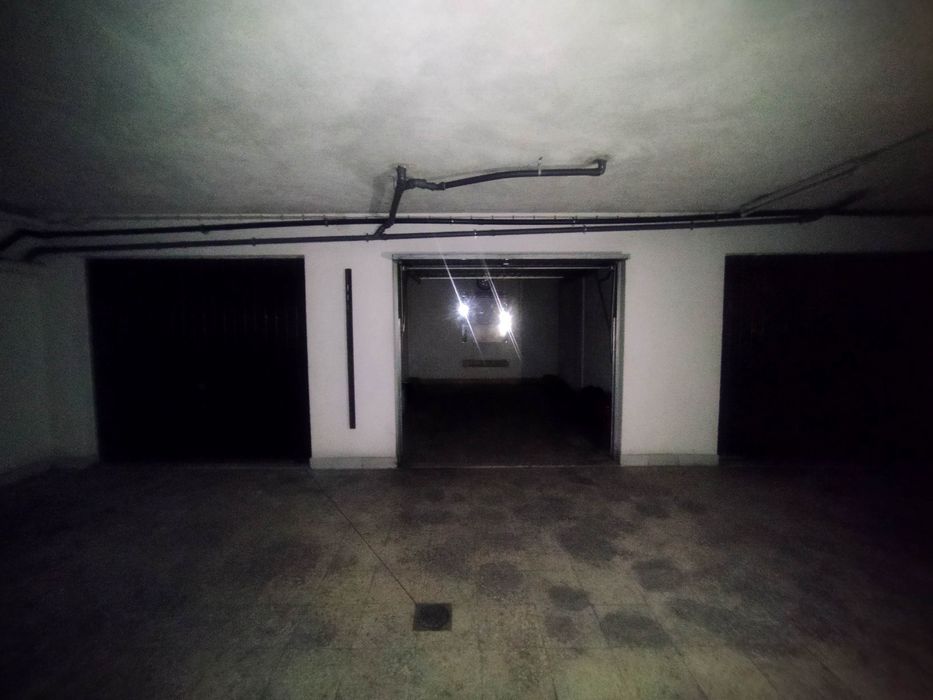 Garagem box, parqueamento, arrecadação, armazém, storage