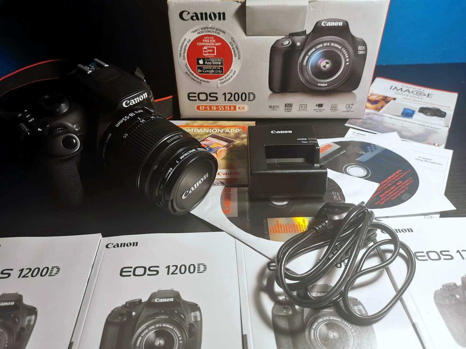 Canon EOS 1200D c/ Lente EF-S 18-55mm
