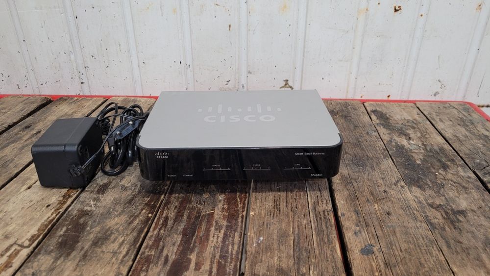 VoIP шлюз Cisco SPA8800.