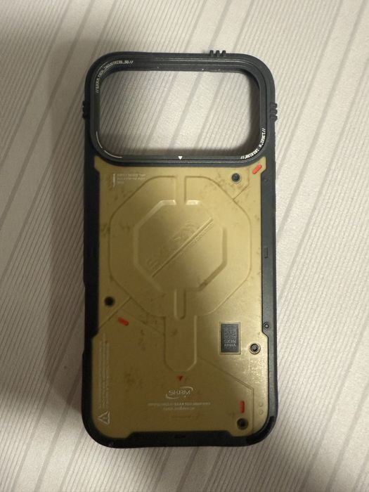 Чохли на iphone 17 pro max