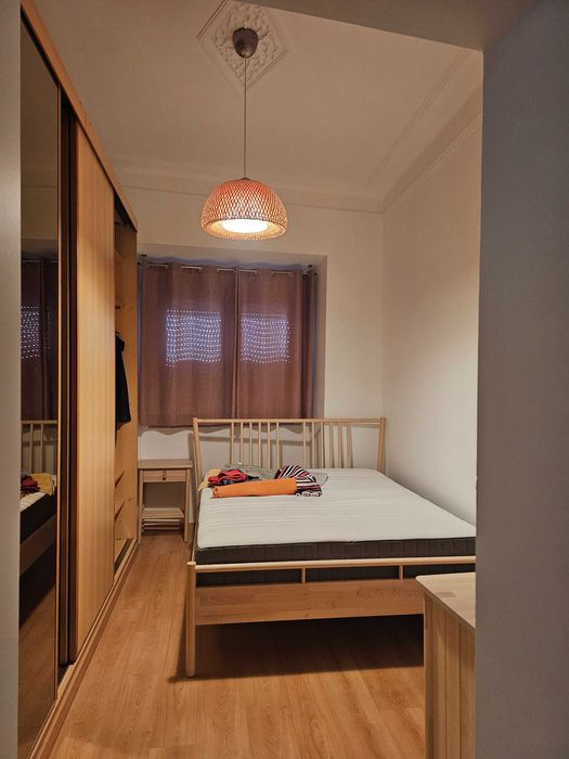 Cama BJÖRKSNÄS e colchão - tudo novo