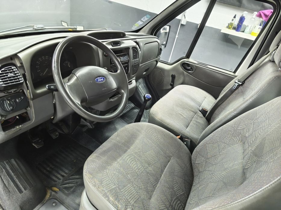 Ford Transit 90 T350 – Cabine Tripla 9 Lugares – Rara neste estado!