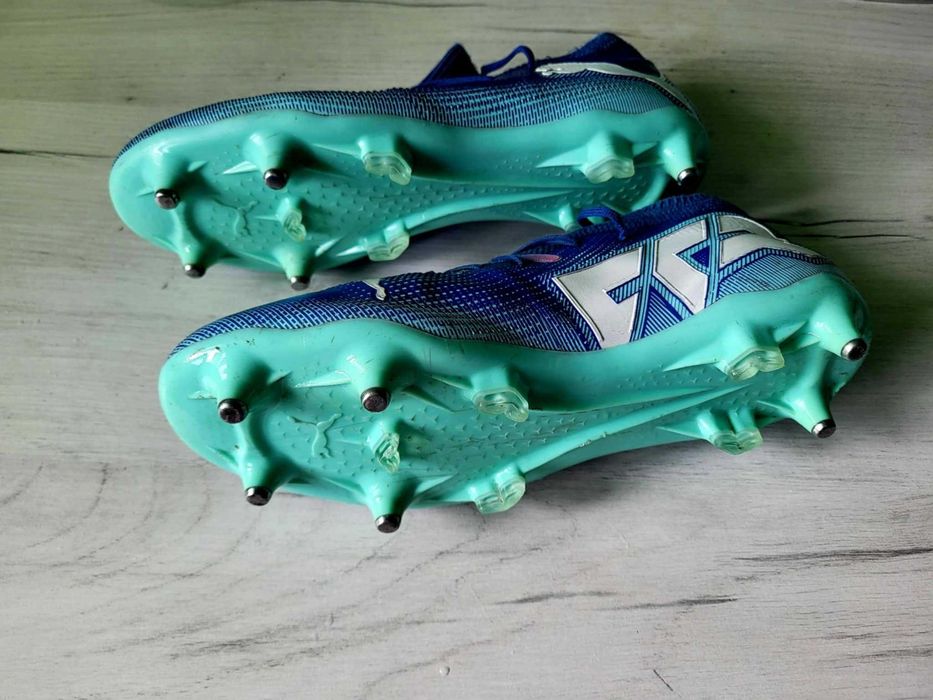 Buty do piłki nożnej Korki Prima future 7 match rozmiar 40 stan bdb