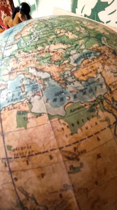 Глобус времён СССР