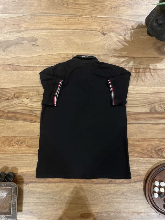 Polo Moncler Tamanho M