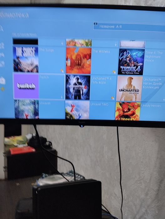 Продам ps4 slim 500gm