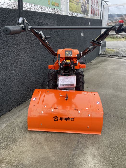 Motocultivador a gasolina com motor de arranque