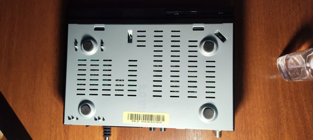 Тюнер Amiko SHD8900