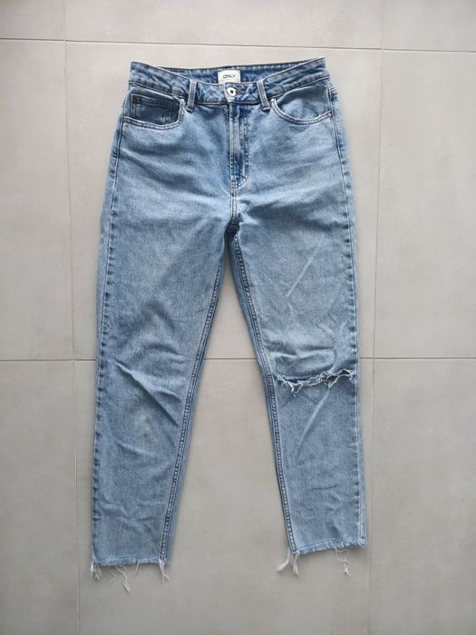 Mom jeans ONLY dziury nowe spodnie M