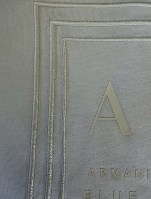 Нова футболка Armani Exchange розмір S