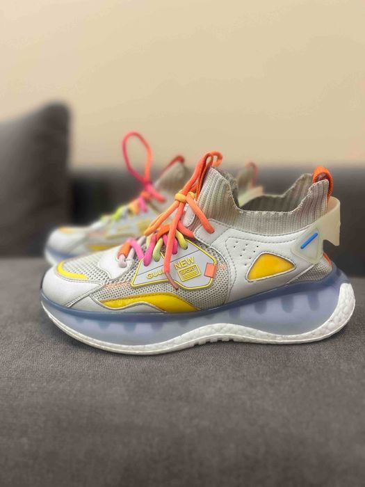 кросівки розмір 35-36