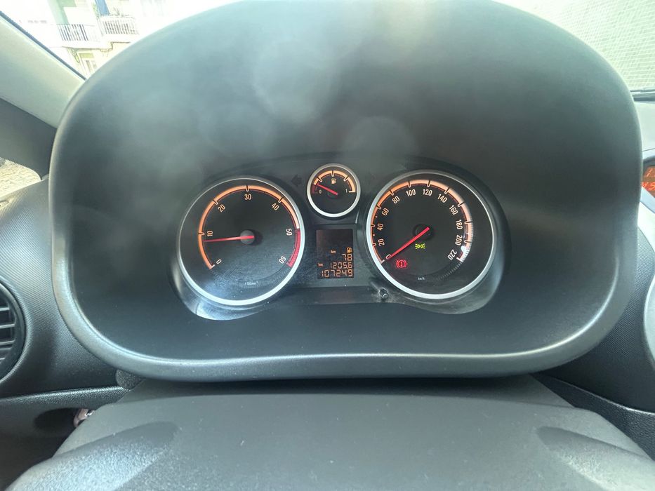 Opel corsa Black Edition 1.3 CDTI