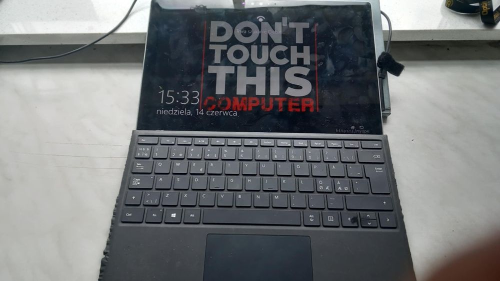 Microsoft Surface pro 4 i7 16GB RAM