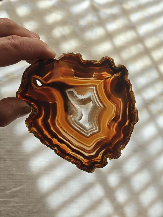 Naturalny Plaster Agatu z Geodą – świetny stan