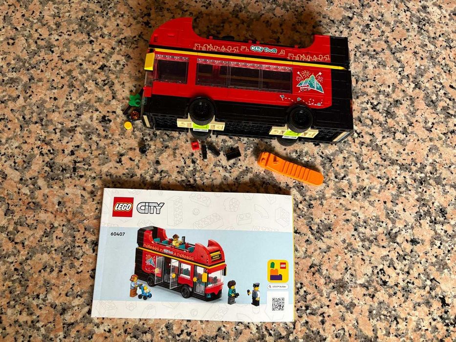 LEGO City — Autocarro 60407 + Camião de Hambúrgueres 60404