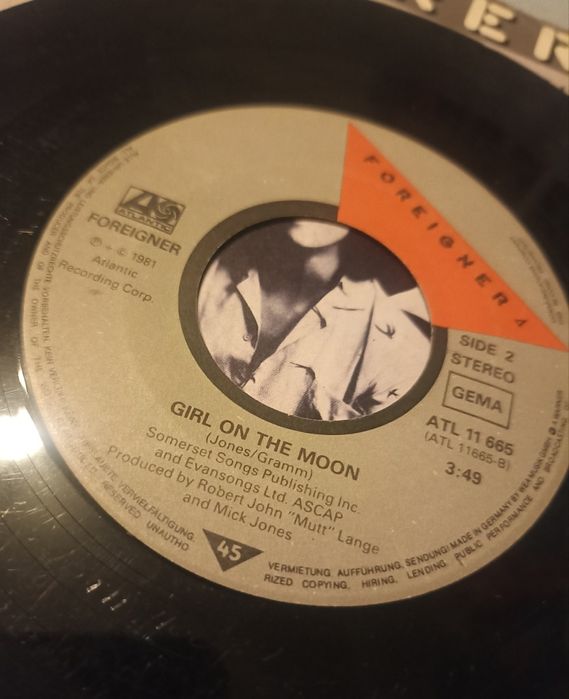 FOREIGNER - URGENT !! SINGIEL !! Journey Toto Styx Saga FM Asia Kansas
