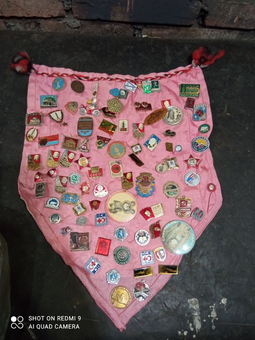 Значки времён советского союза