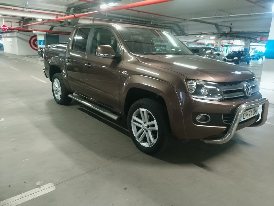 Volkswagen Amarok 180 CV cx aut. pele, câmara, etc