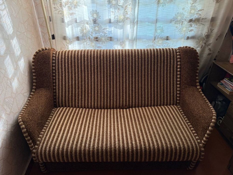 Диван розкладний бу