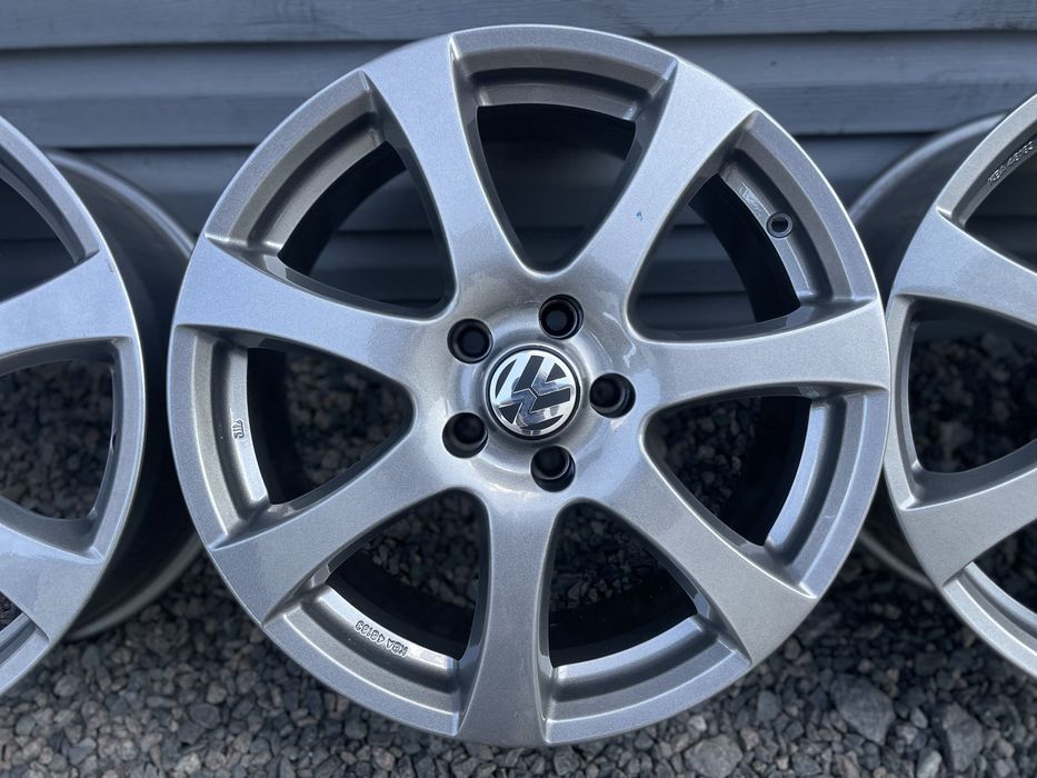 Продам комплект оригінальних дисків для Volkswagen 5/112 R18 5*112 18