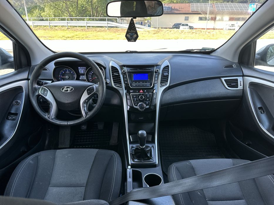 Hyundai i30 1,6 diesel alu klima led