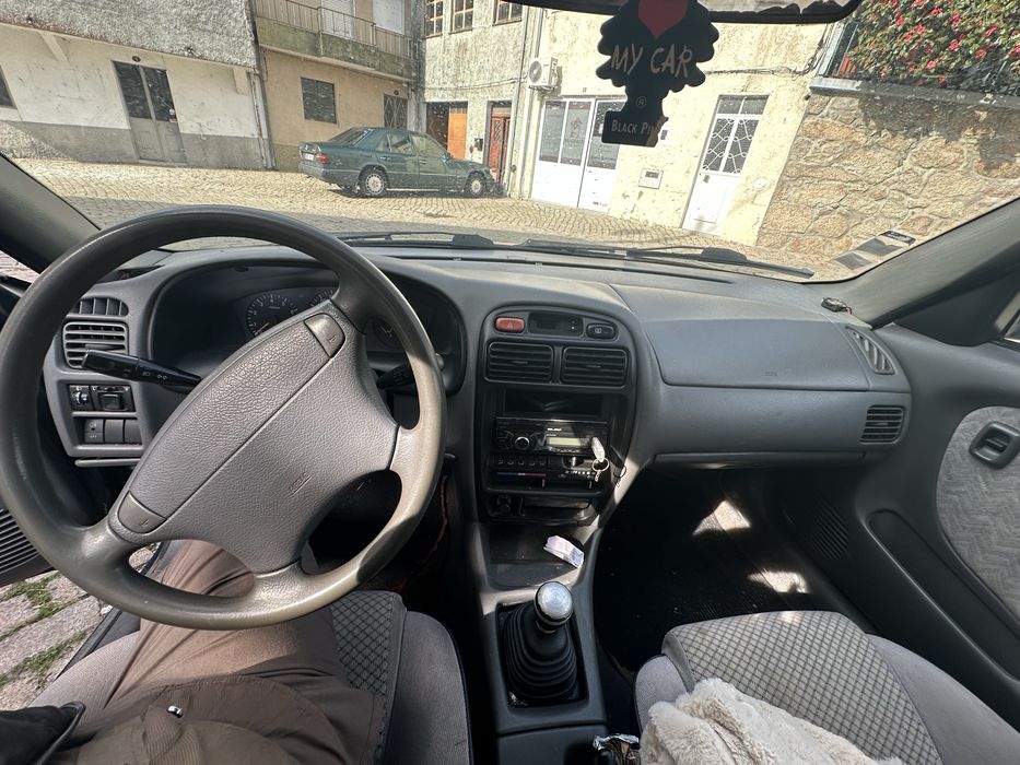 Suzuki baleno 1.300