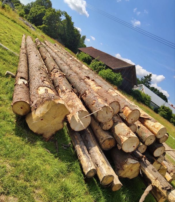 Wiaty, garaże drewniane więźby dachowe