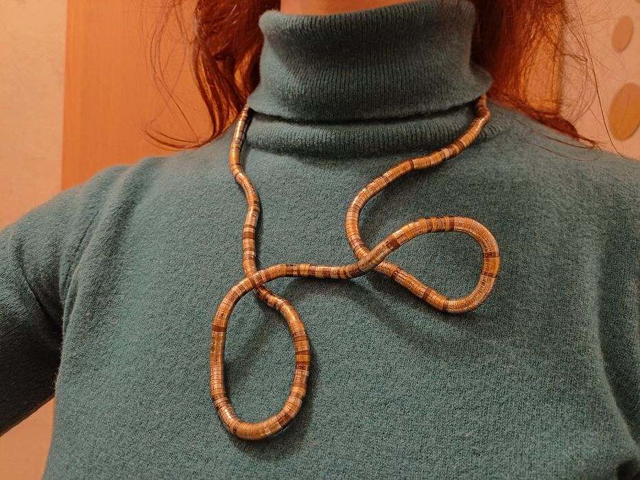 Colar cobra prateado e dourado, maleável - muito original