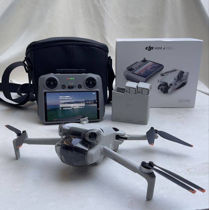 Drone dji mini 4 pro fly more combo