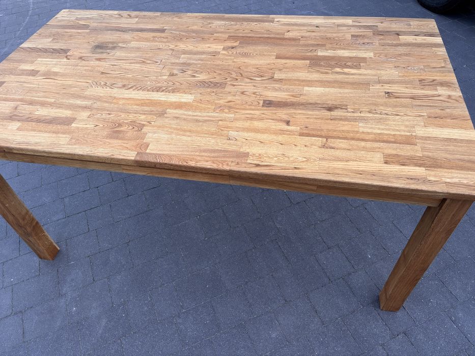 Solidny stół dębowy 160x90 cm – klasyczny design, stan idealny