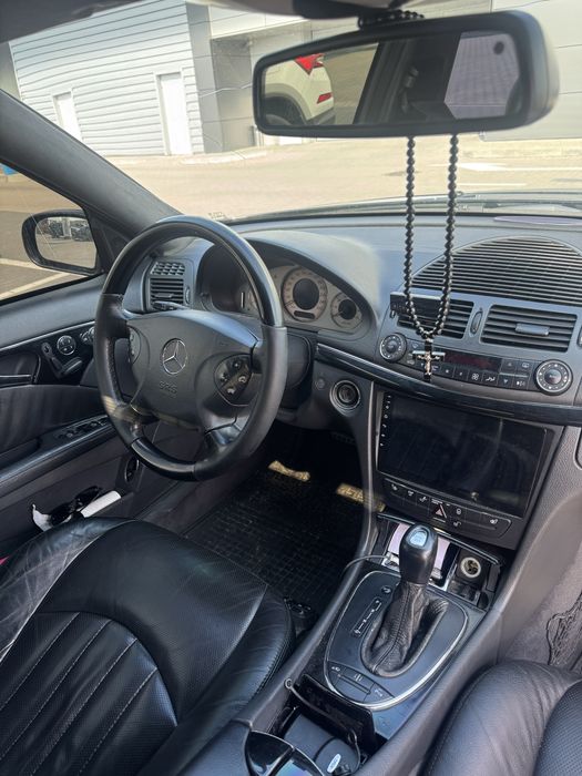 Mercedes E500 5.0