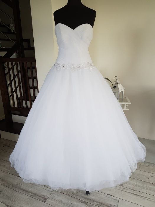 Suknia ślubna biała