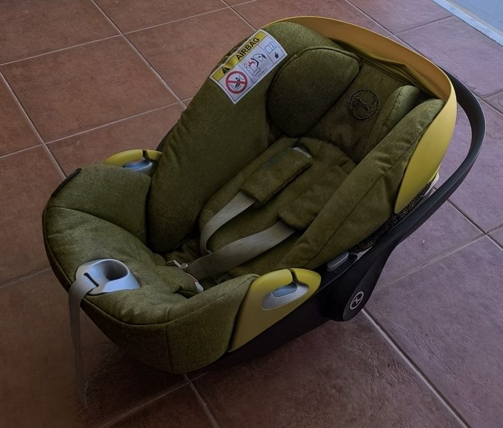 Cybex Mio e Cloud T platinum
