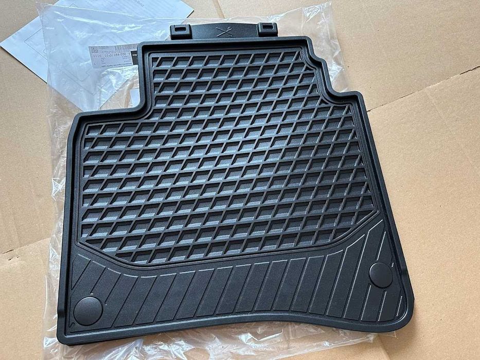 Коврики оригінал Mercedes W222 W221 W223 W246 W245 EQE EQS EQA EQB