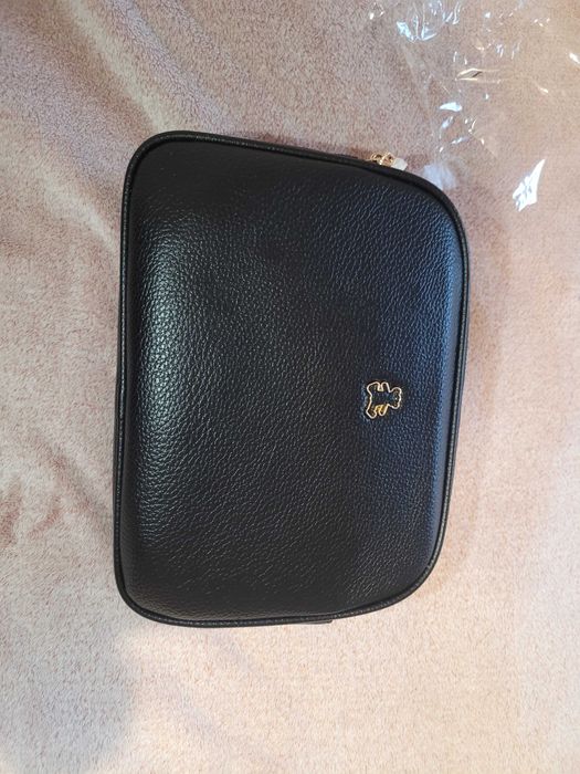 Czarna torebka na ramię