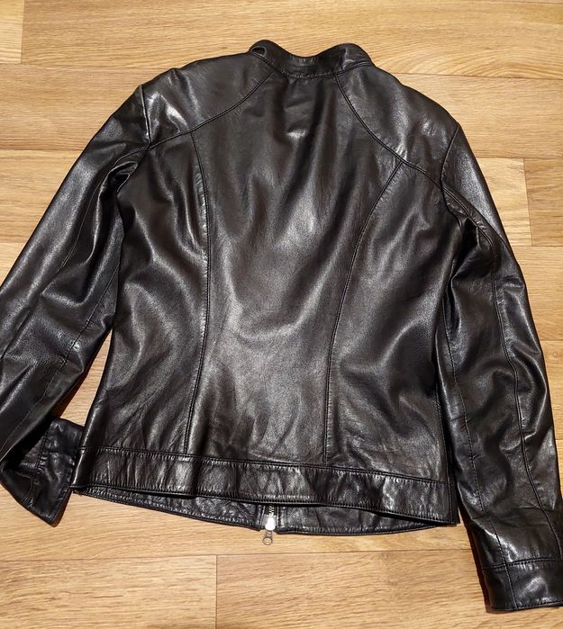 Куртка шкіряна жіноча