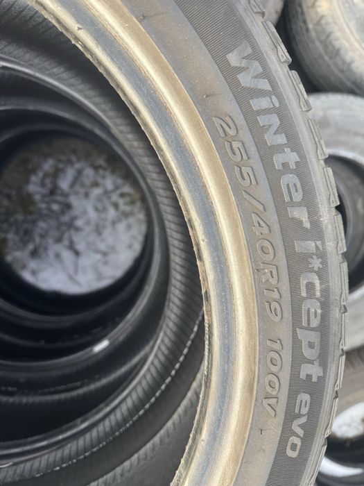 комплект зимней резины 255\40\19 Hankook winter