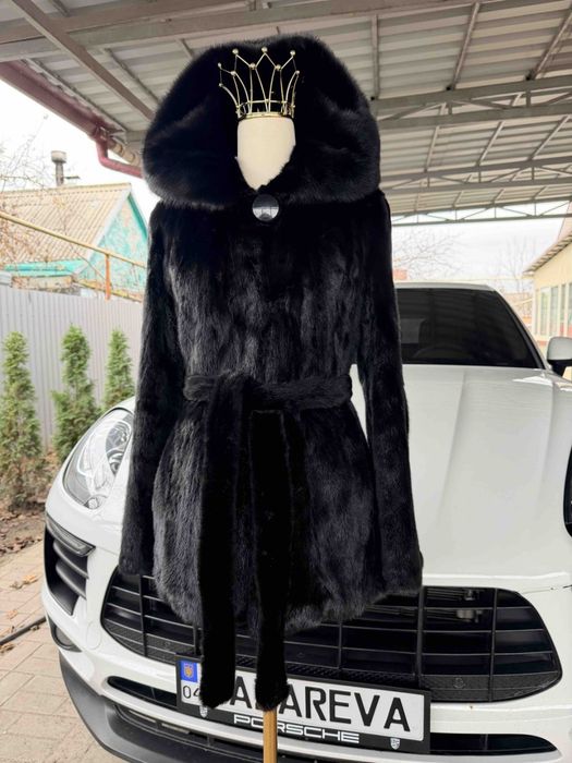 Натуральна  брендова норкова шуба