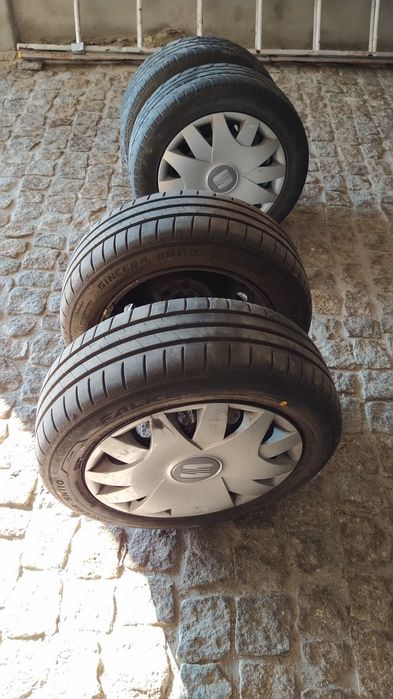 Jantes 15 5*100 com pneus.