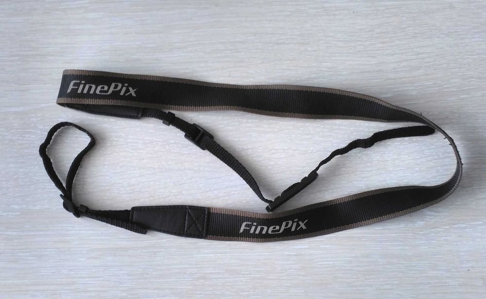 Ремень на плечо для фотокамеры  FUJIFILM FinePix