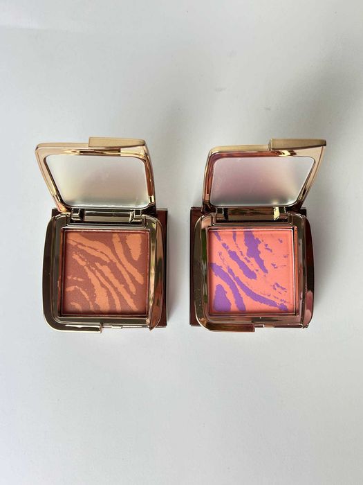 Рум'яна Hourglass Ambient™ Lighting