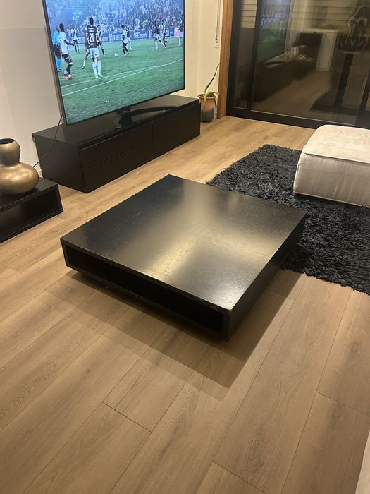 Mesa Preta Barata